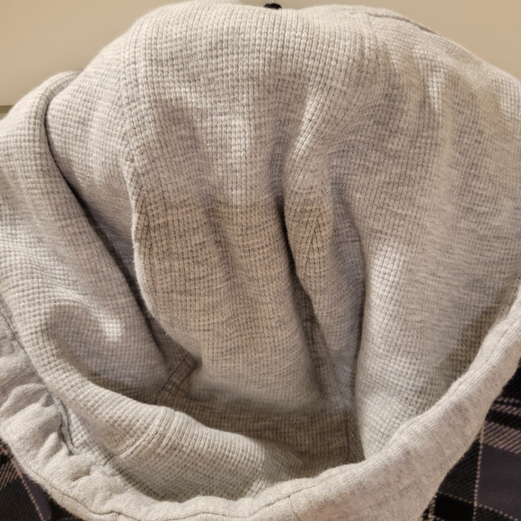 American Eagle Plaid Flannel Shirt - Picture 7 of 13